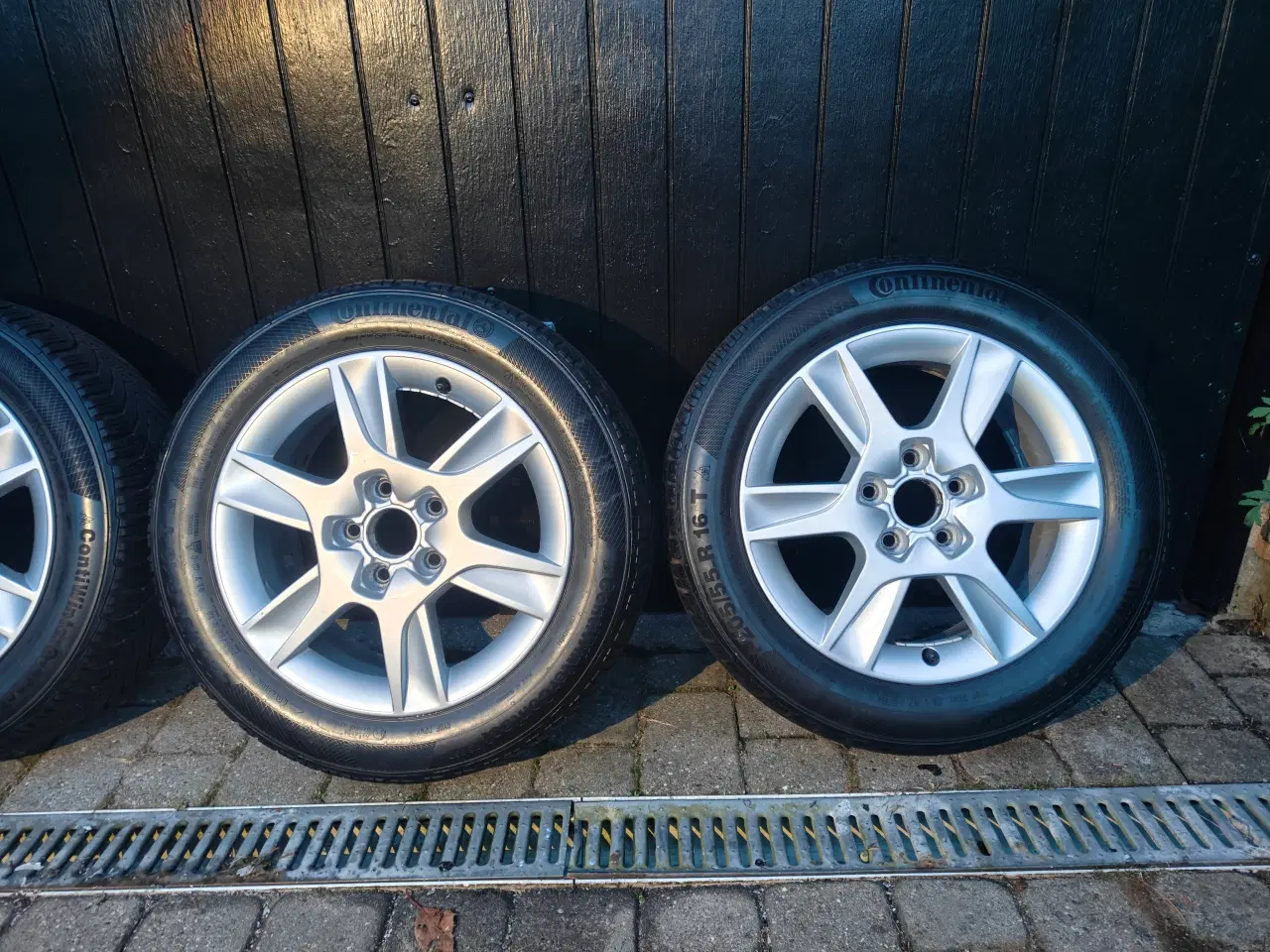 Billede 4 - 5x112 Audi 16 vinterdæk 205/55R16 ET50 1500kr 