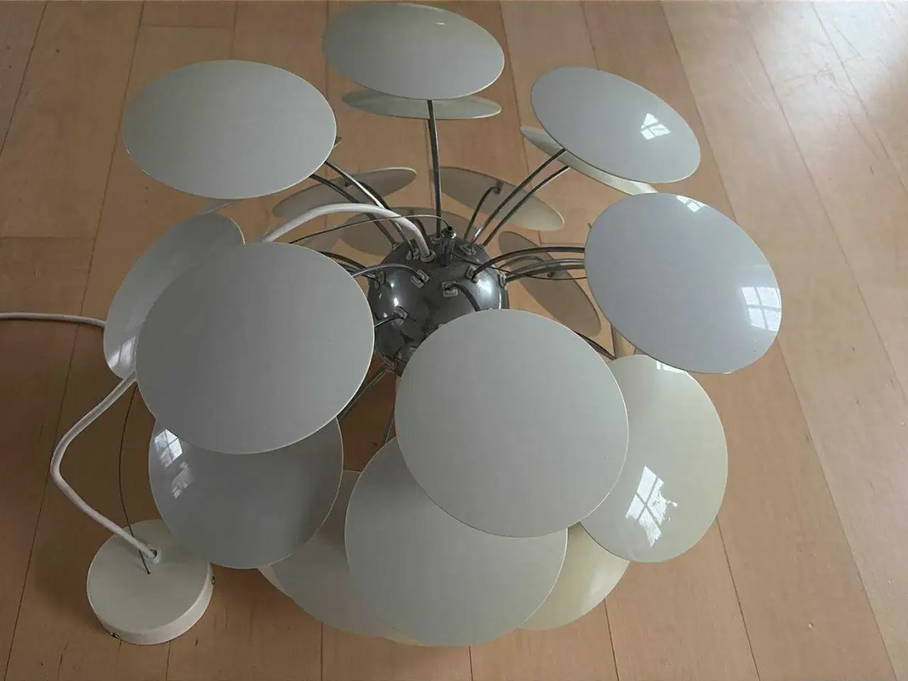 Billede 4 - Marset Discoco Pendel Medium Ø53 - Hvid