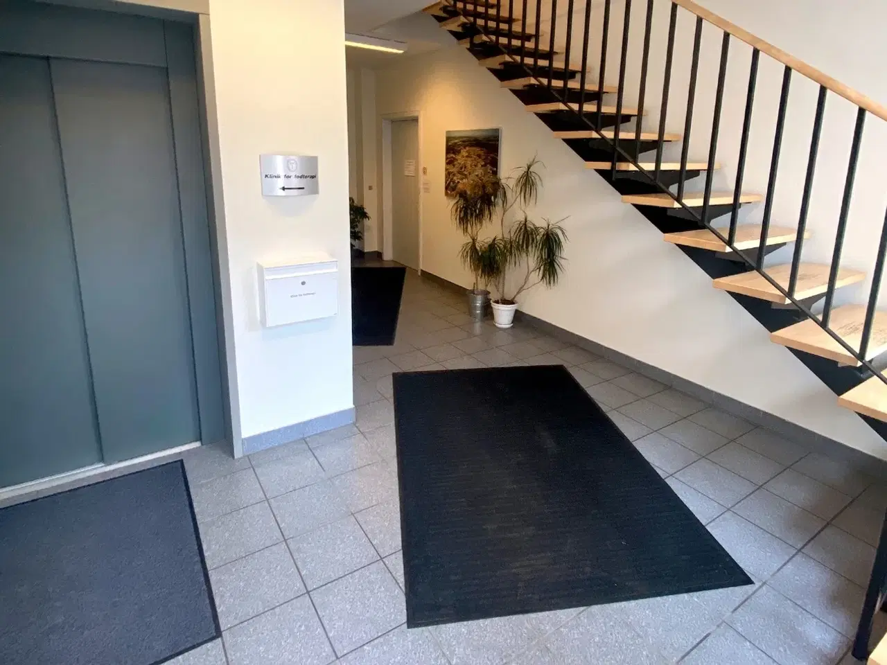 Billede 4 - Stort og attraktivt erhvervslokale i stueetagen!