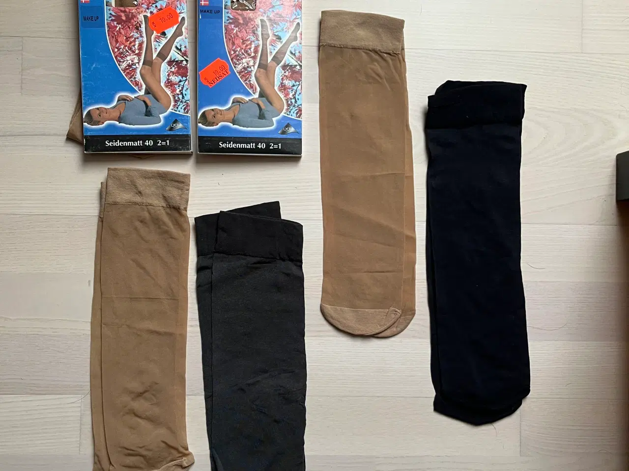 Billede 1 - Nye nylonstrømper