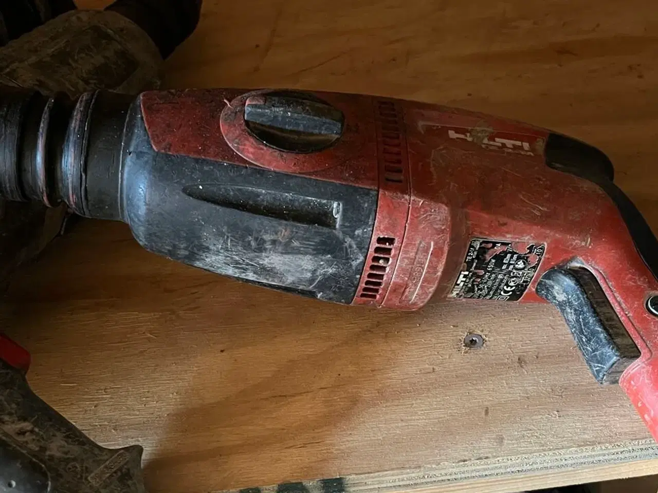 Billede 2 - 4 Boremaskiner, Sliber, 2 Vinkelsliber BOSCH + HILTI Inkl Transportkasse