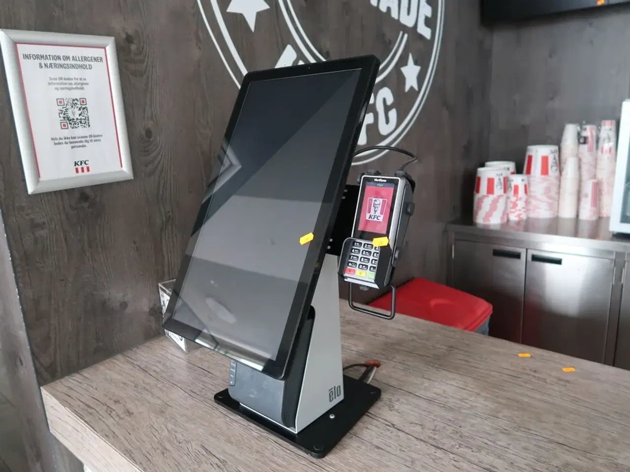 Billede 2 - All-in-one touch computer ELO ESY22i5 med bonprinter samt dankortterminal