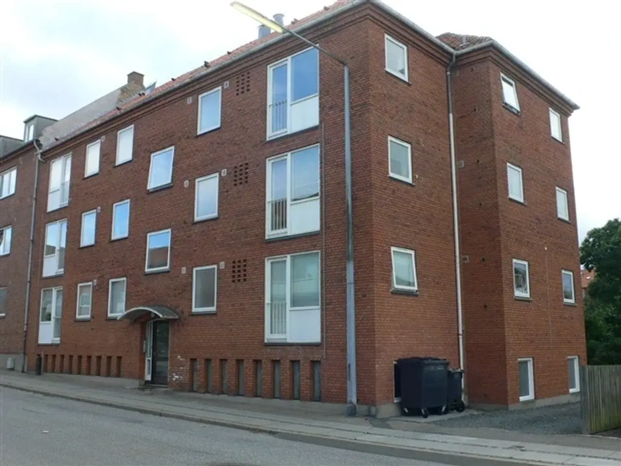 Billede 1 - 2V'er på Nygade, Korsør, Vestsjælland