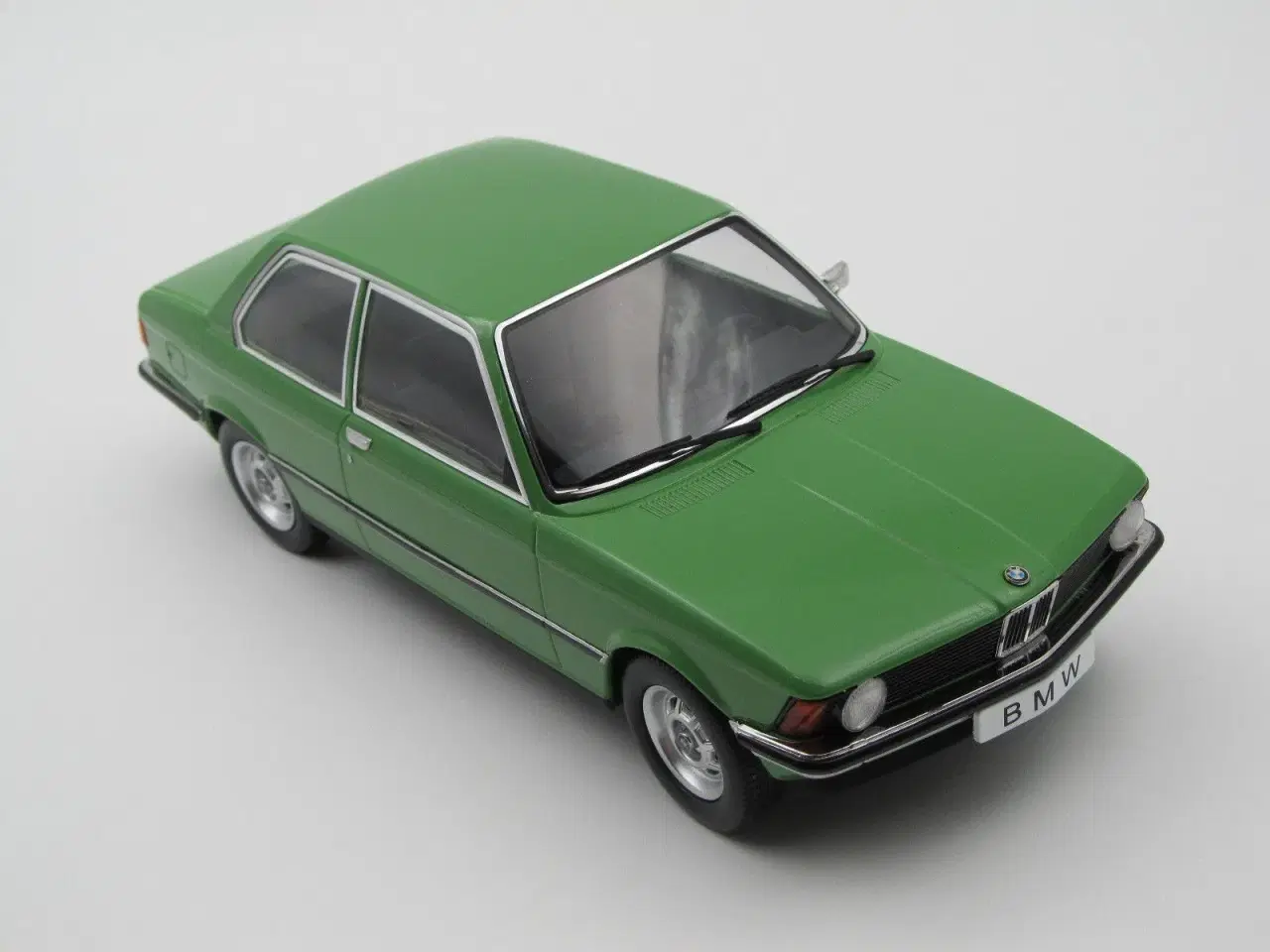 Billede 4 - 1975 BMW 318i E21 Limited Edition - 1:18