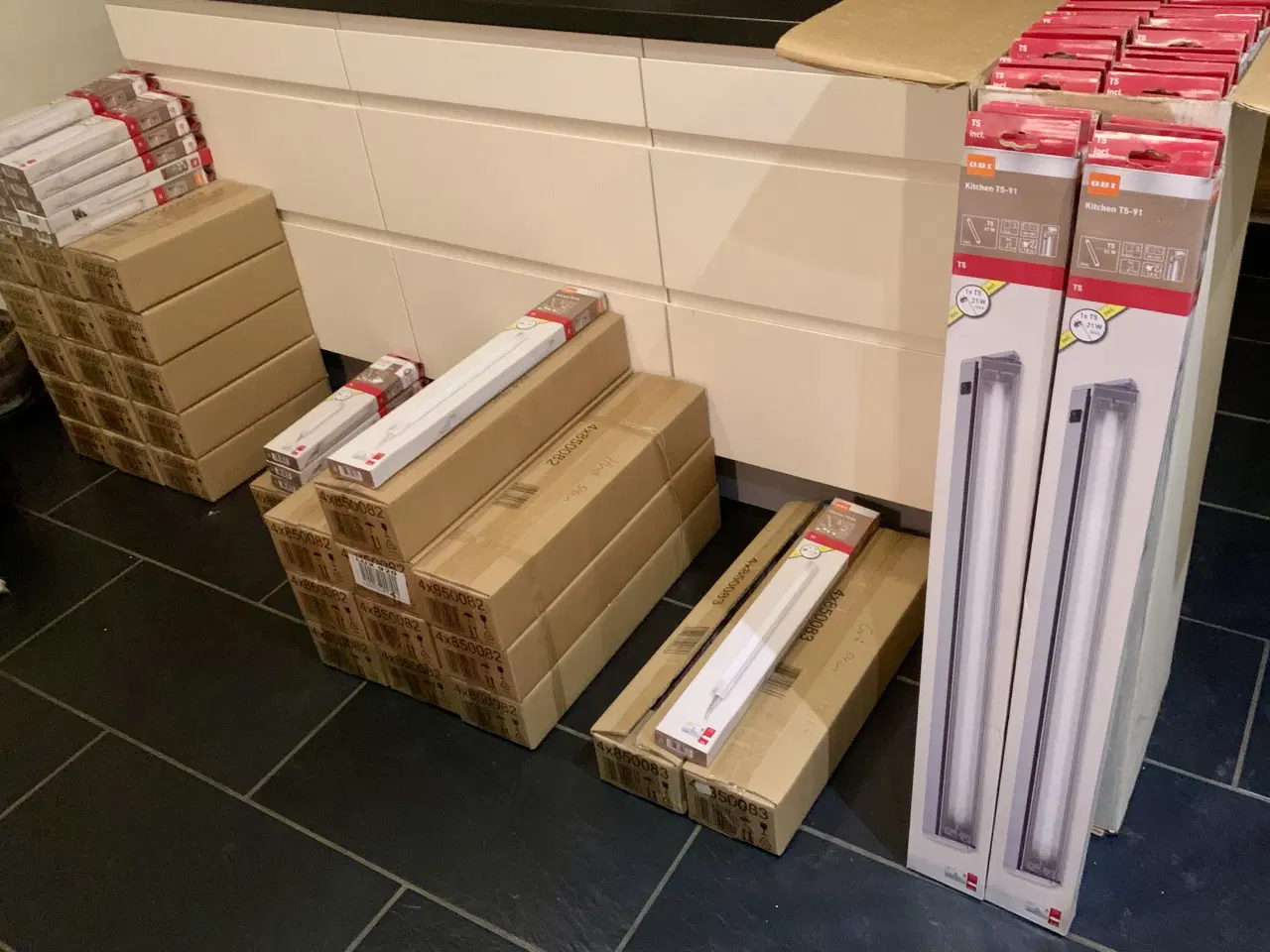 Billede 1 - Restparti af nye LED-lamper, 150 stk