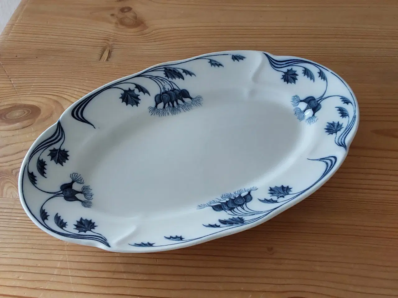 Billede 1 - Tidsel/Milla stel Ovalt fad