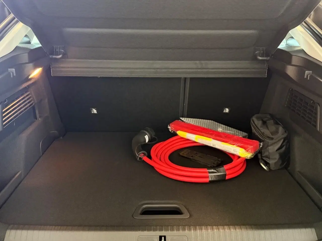 Billede 24 - Citroën ë-C4 50 Plus
