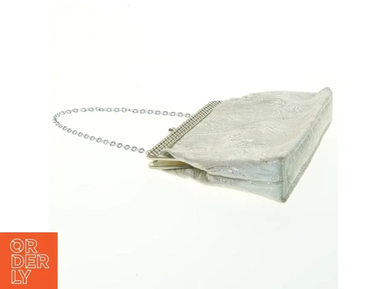 Billede 2 - Sølvfarvet aftenclutch med kæderem (str. 23x14 cm)