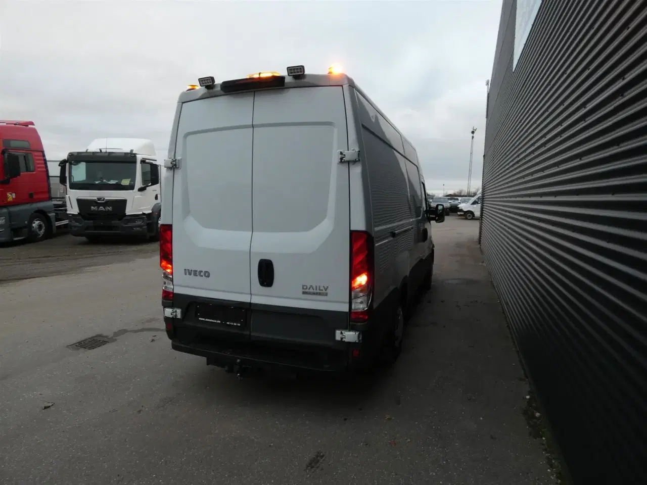 Billede 8 - Iveco Daily 35S16 12m3 2,3 D 156HK Van 8g Aut.