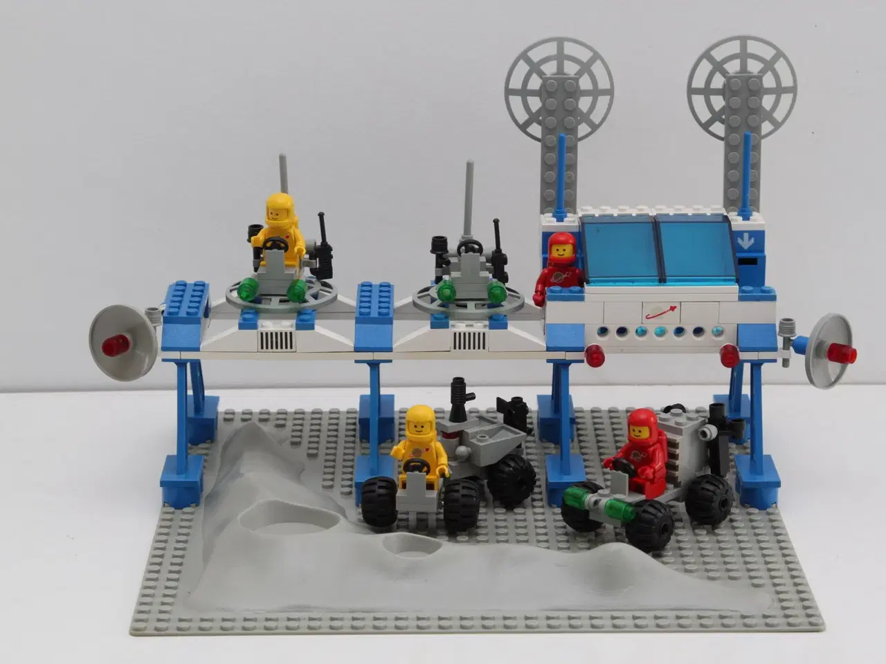 Billede 1 - LEGO SPACE 6930 Space Supply Station