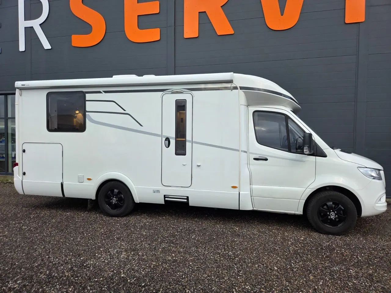 Billede 3 - Hymer Tramp 695 S 2,2 CDi aut.