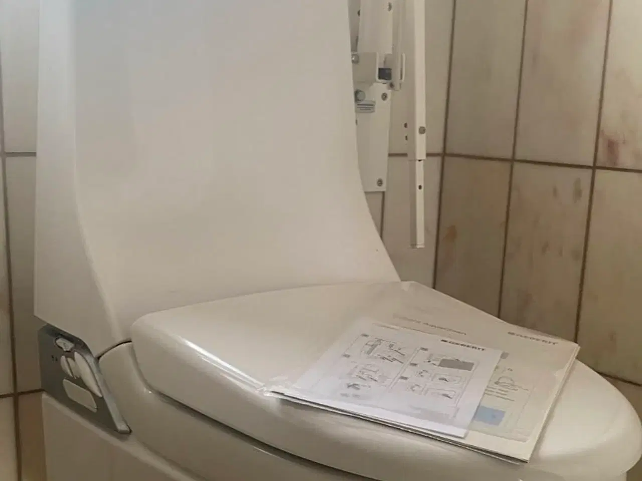 Billede 1 - Geberit Douche toilet m/fjernbetjening