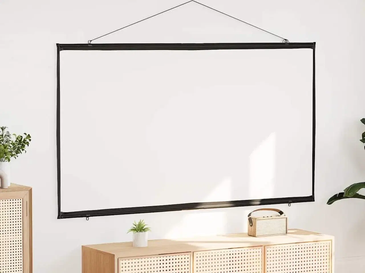 Billede 2 - Projektionslærred væghængt 84 tommer 16:9