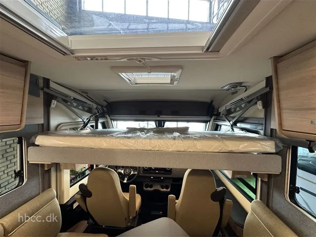 Billede 6 - 2026 - Euramobil Integra Line GT 726 EF Eura Mobil Integra Line GT 726 EF – Premium autocamper med masser af komfort og udstyr