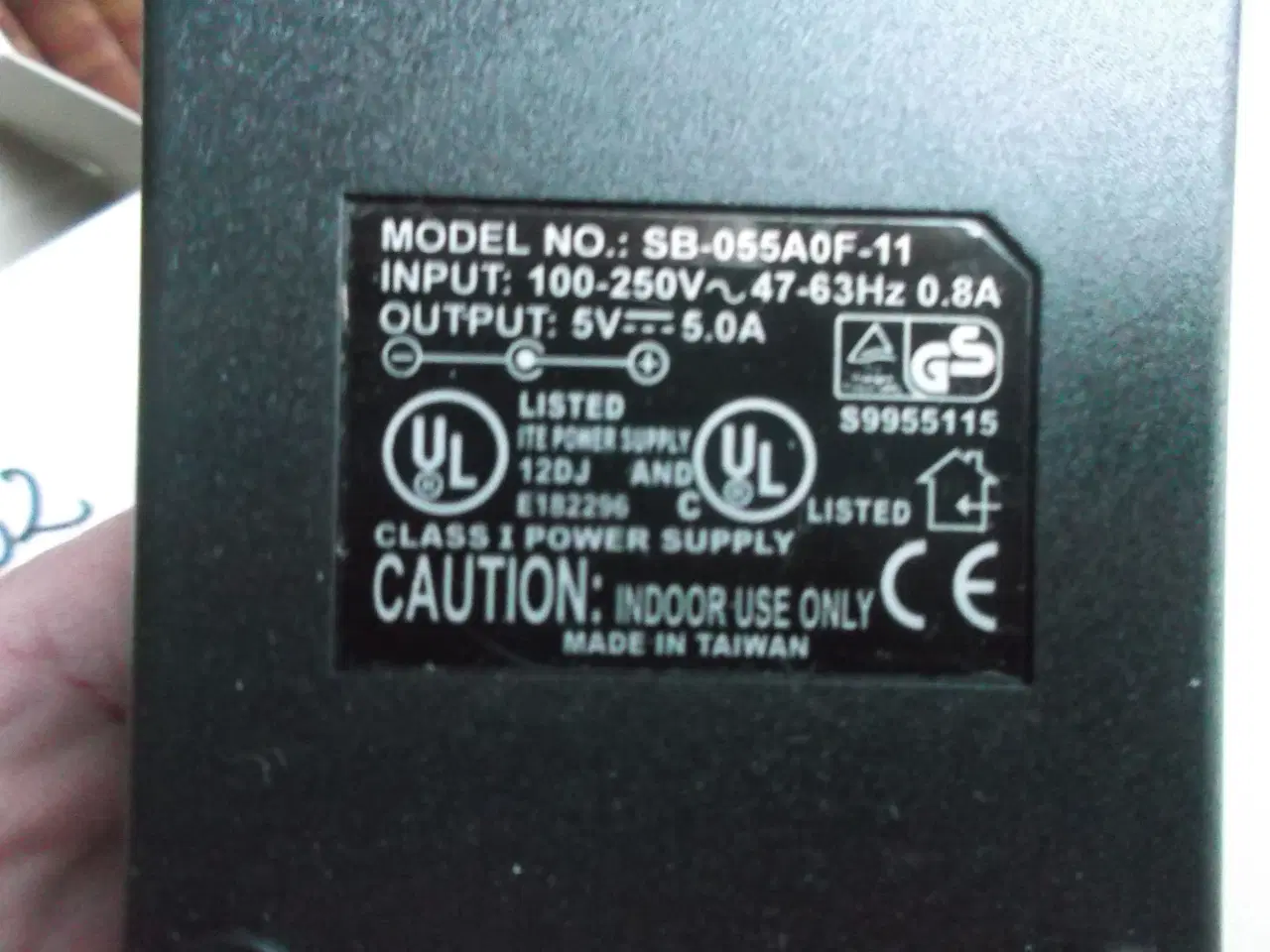 Billede 2 - Strømforsyning UNI V Power AC/DC Adapter 5V= 5A