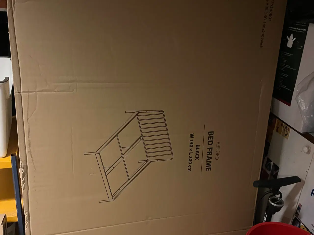 Billede 2 - En hel ny Seng ramme / underst stativ 140 bred 200