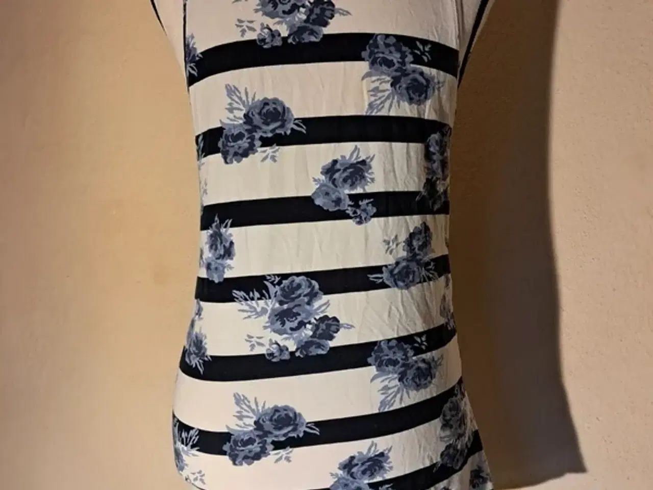 Billede 3 - Esmara str. S top