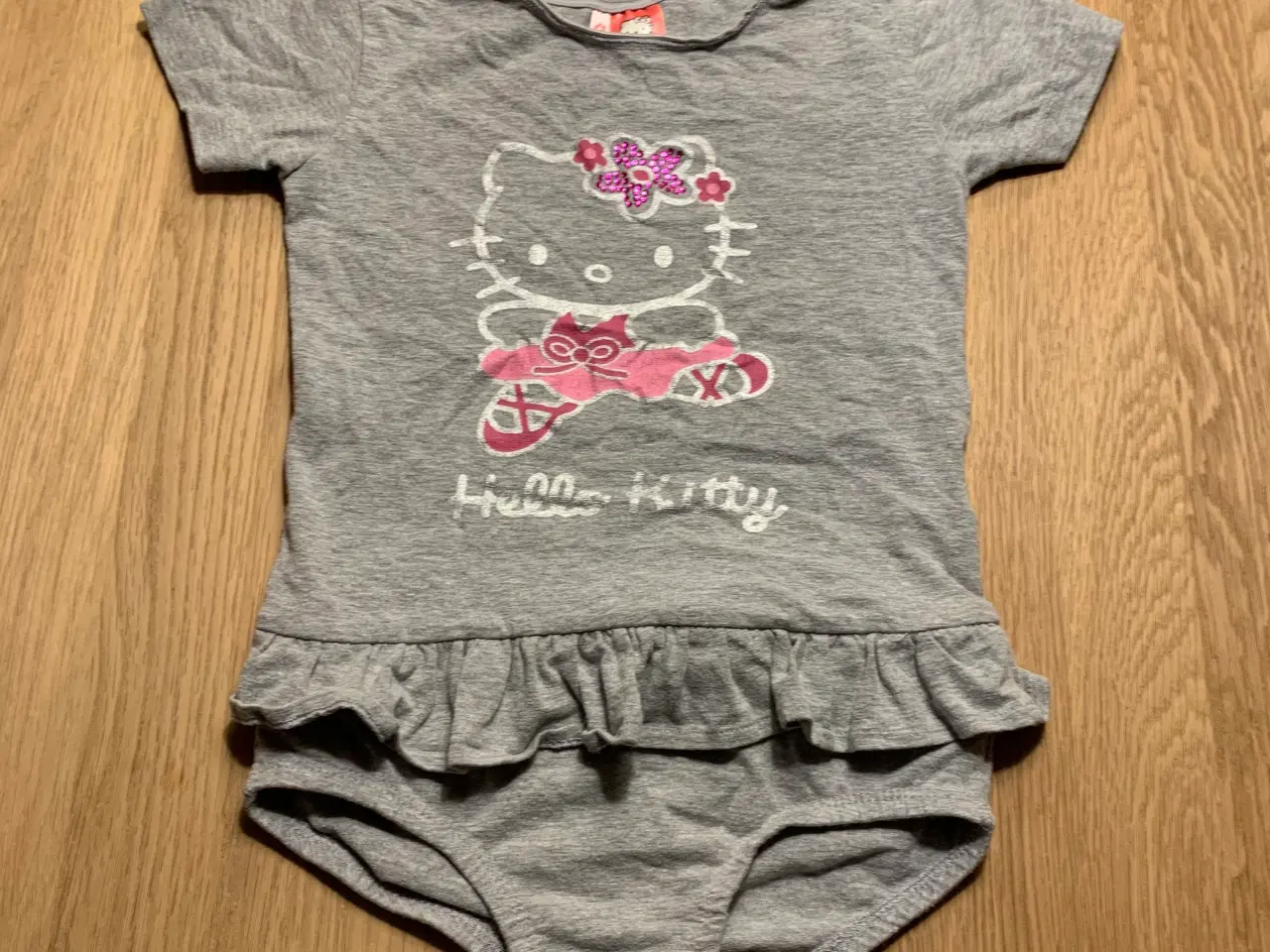 Billede 8 - Ticket to heaven overgangsjakke str. 98, natkjole