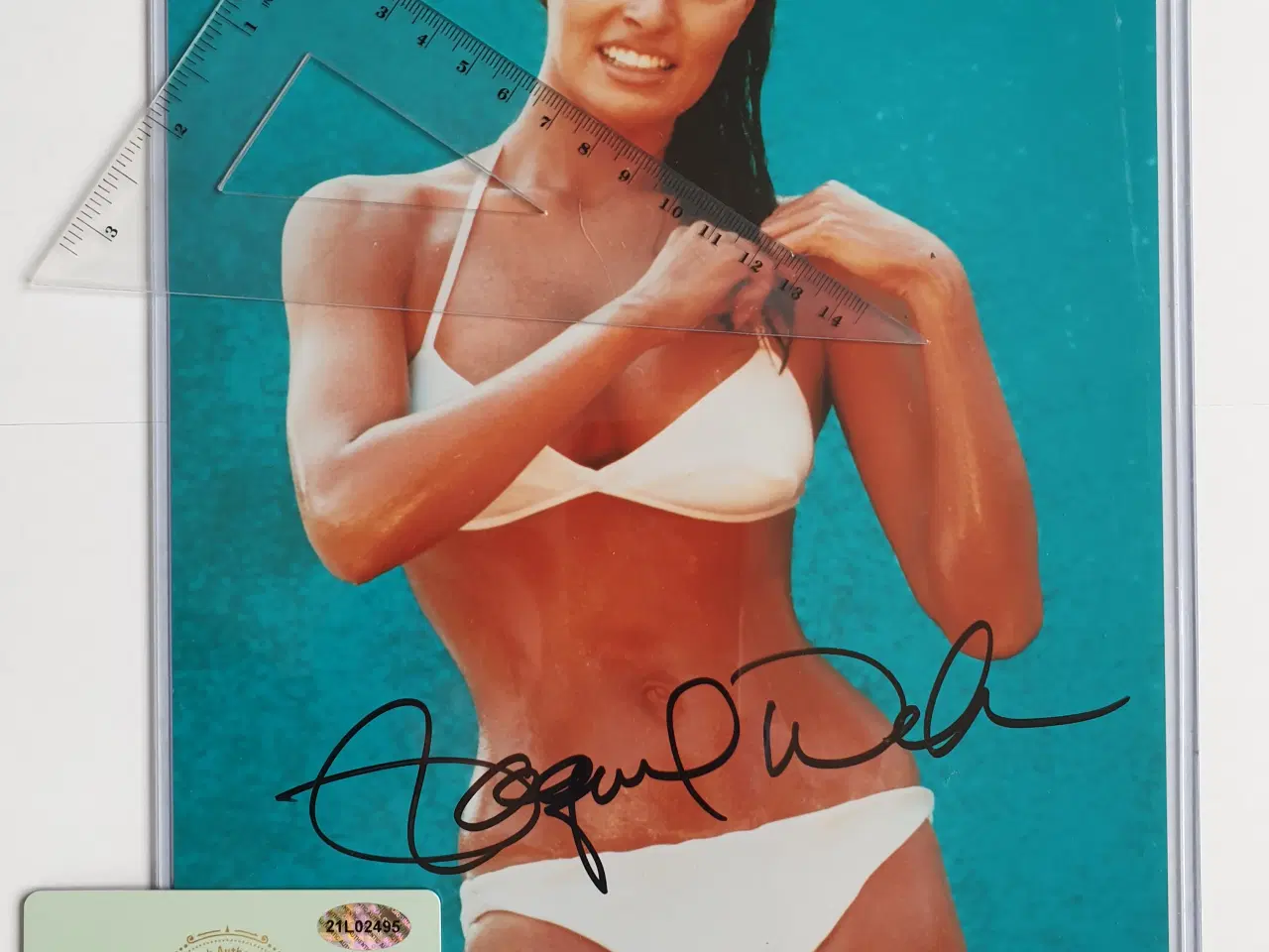 Billede 1 - RAQUEL WELCH - Autentisk håndskrevet autograf COA 