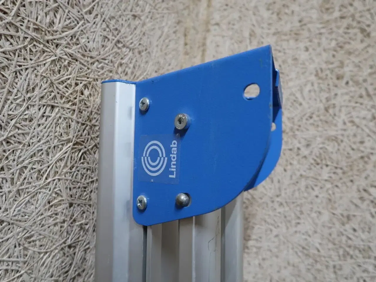 Billede 7 - Arbejdsbord med kabelafruller LINDAB