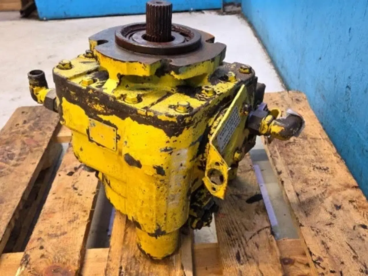 Billede 6 - New Holland 8080 Hydrostatpumpe 80391591