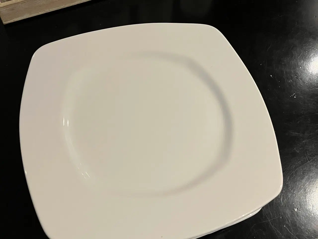 Billede 3 - 6 stk. firkantet tallerkner