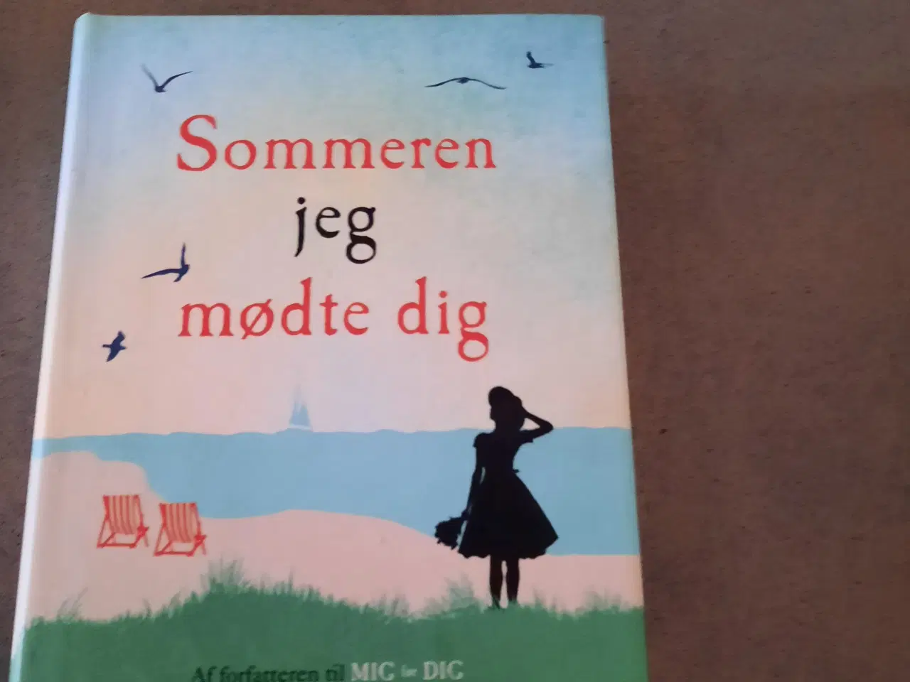 Billede 1 - Bog  Sommeren jeg mødte dig sælges