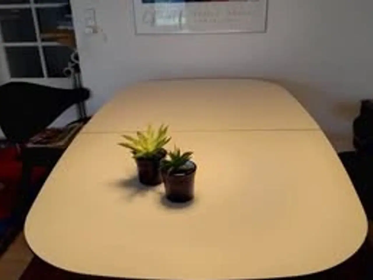 Billede 1 - Spisebord plads til 5-6