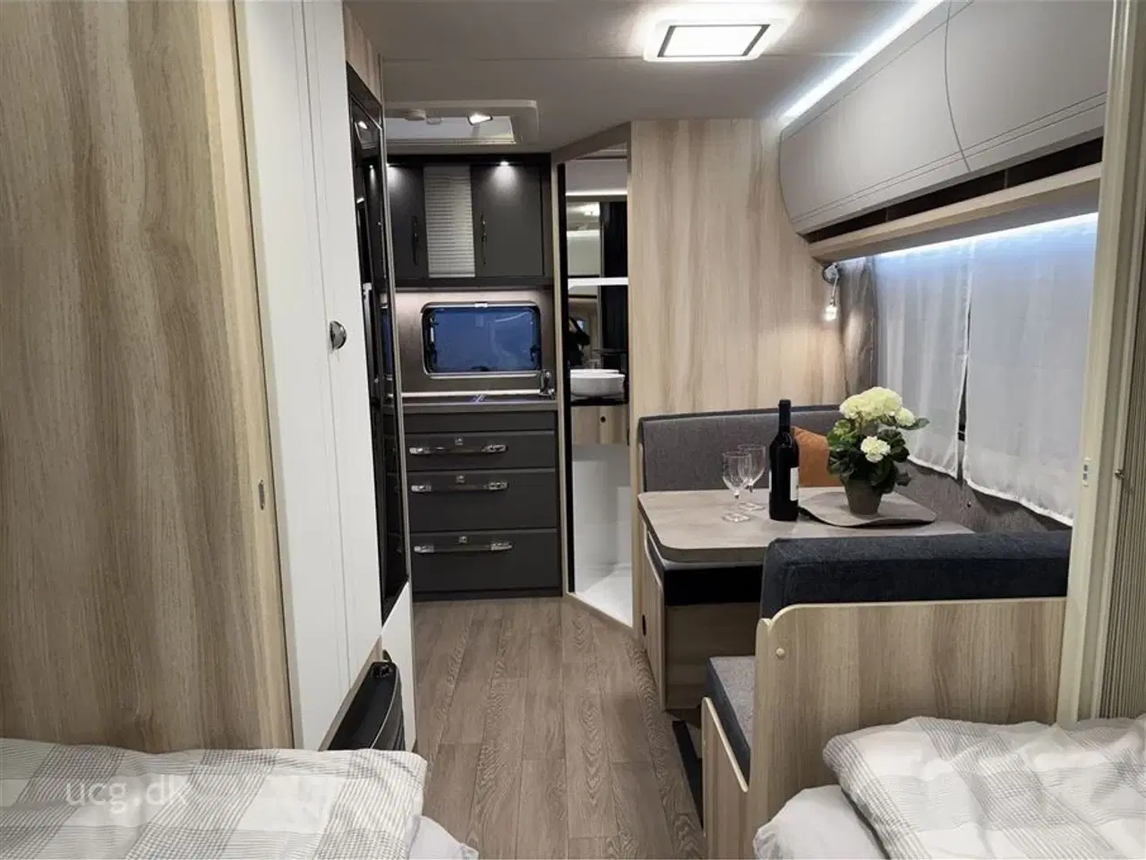 Billede 6 - 2026 - Hobby De Luxe 460 SL   Prisen er inkl. klargøring, gastest, fugttest, syn og nummerplade.