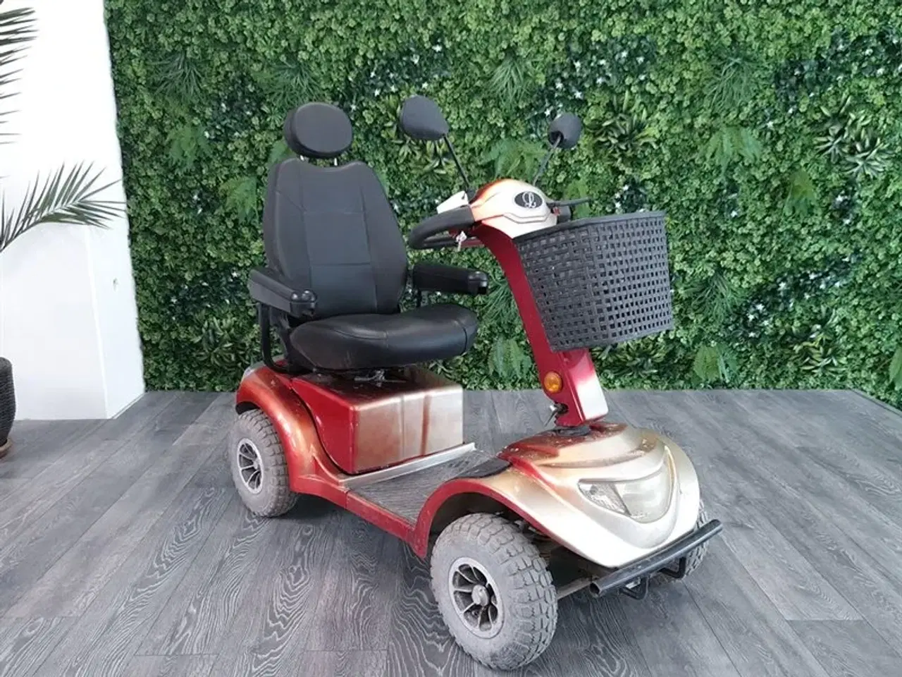 Billede 1 - LM-600 rød
