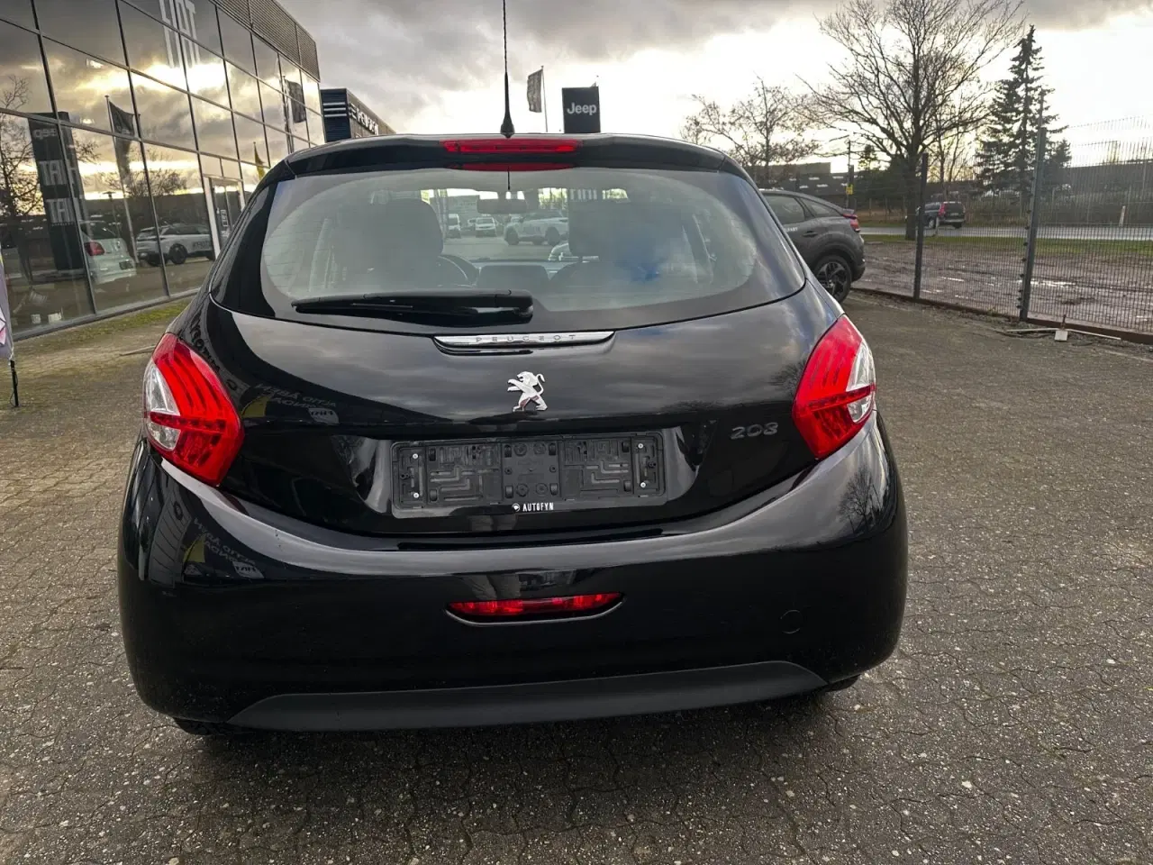 Billede 7 - Peugeot 208 1,2 VTi 82 Active Navigator