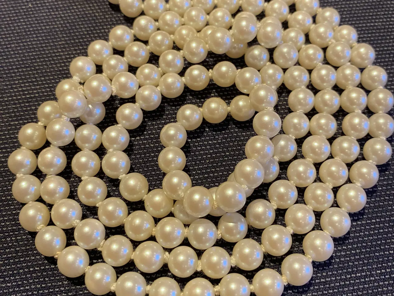 Billede 2 - Perlekæder 2 stk.