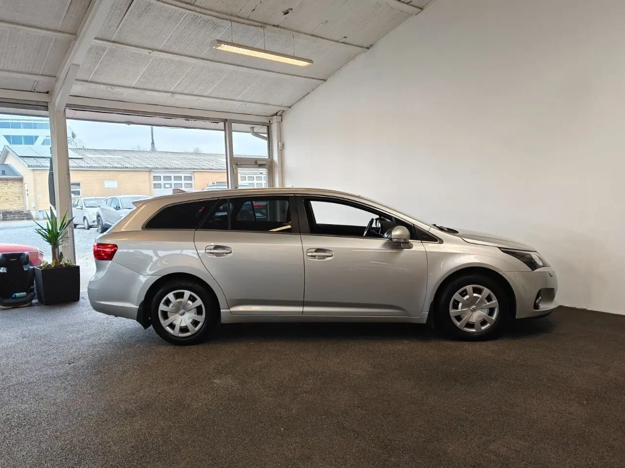 Billede 2 - Toyota Avensis 1,8 VVT-i T2 Premium stc.