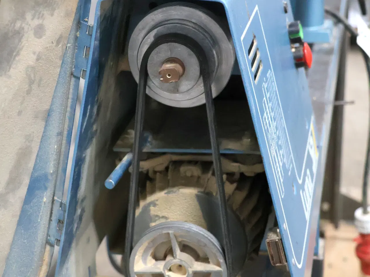 Billede 4 - Stor trædrejebænk Luna SP1000, m/25 stk jern