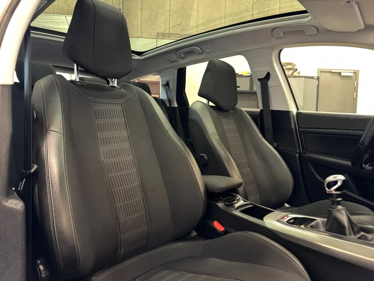 Billede 18 - Peugeot 308 1,6 BlueHDi 120 Selection Sky SW