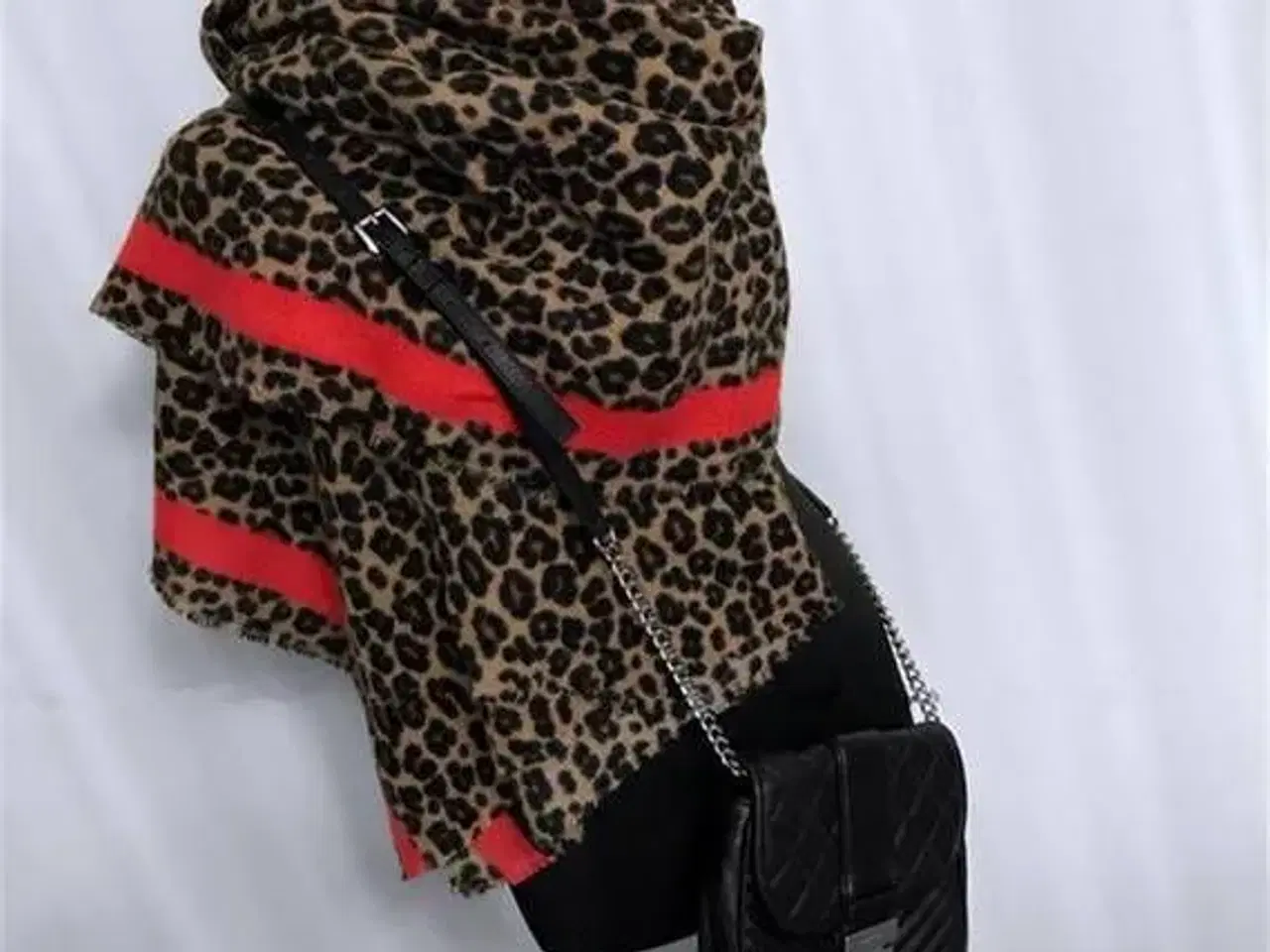 Billede 2 - Flot luksus leopard tørklæde