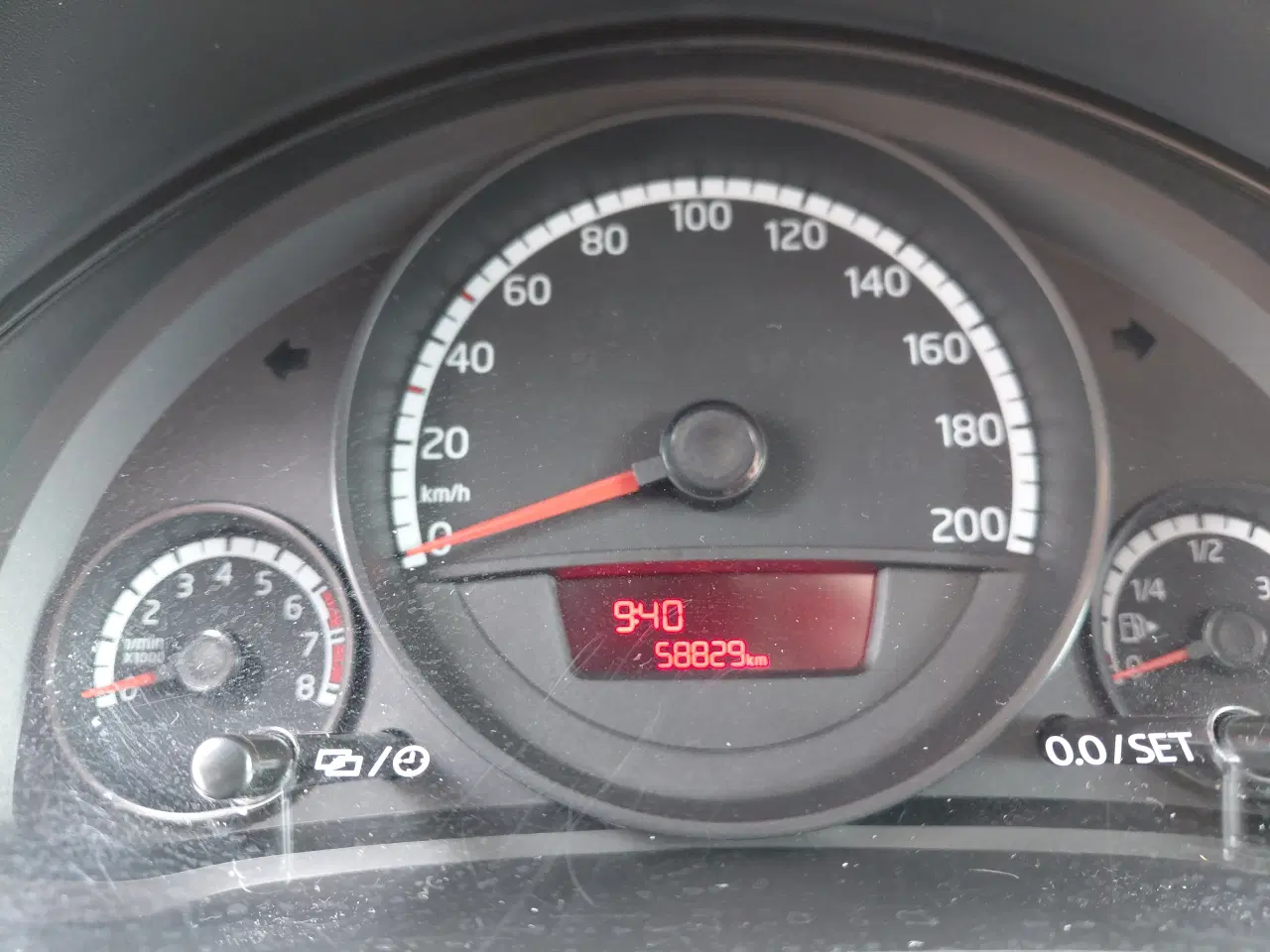 Billede 8 - Volkswagen up  kørt  knap  59000.