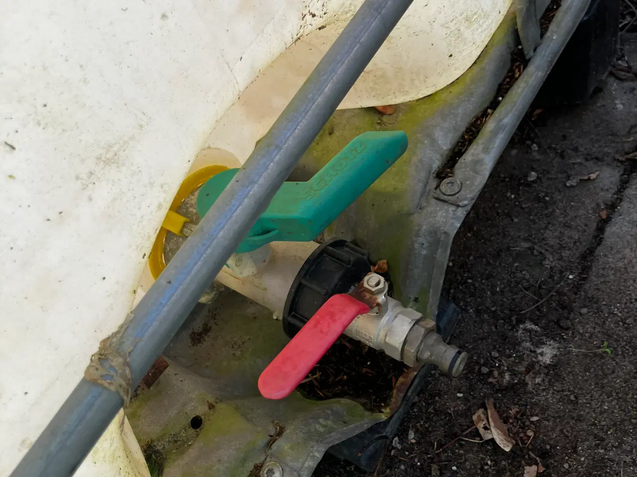 Billede 2 - 1000 l. Palletank sælges