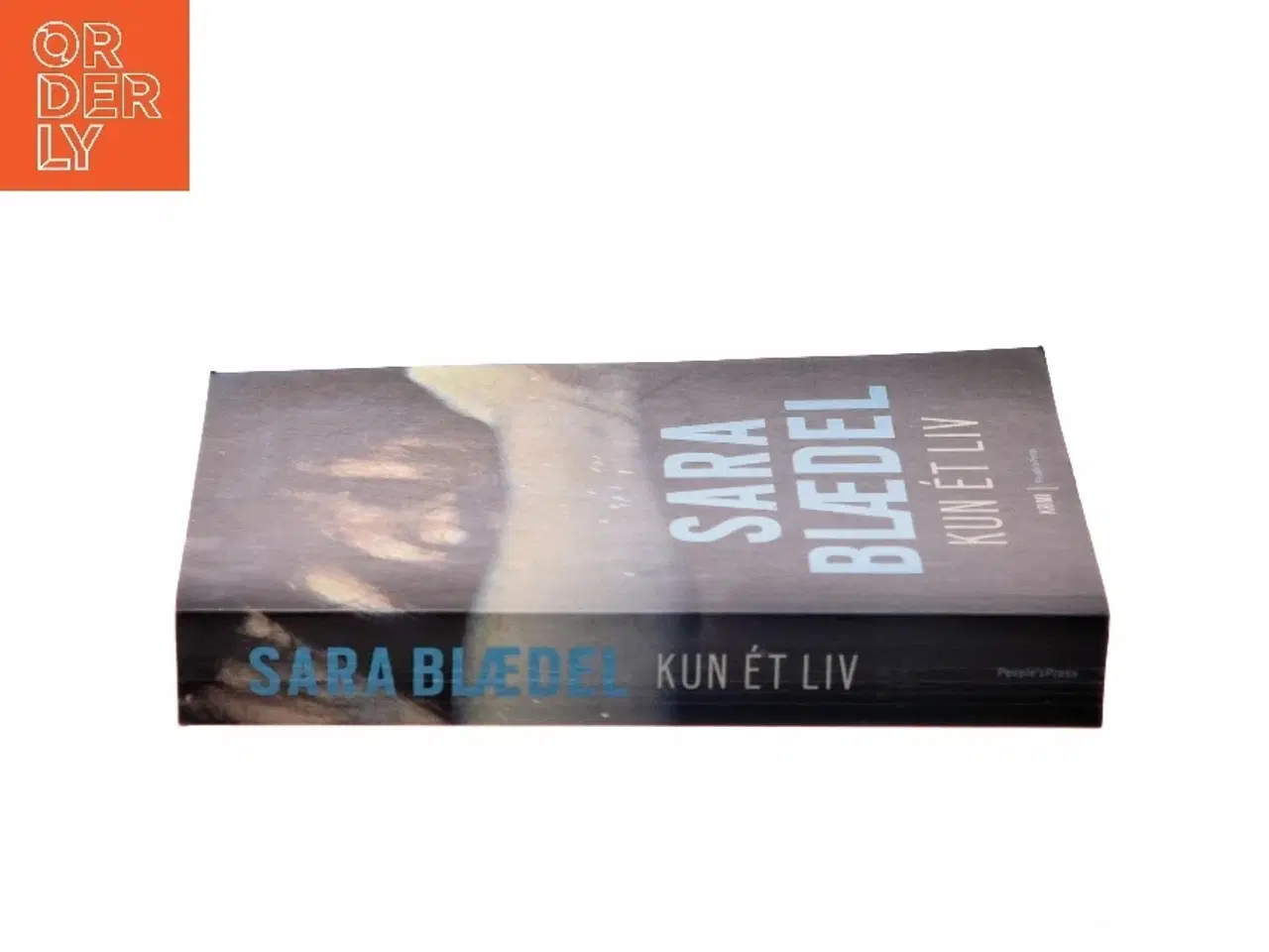 Billede 2 - Kun ét liv af Sara Blædel (Bog)