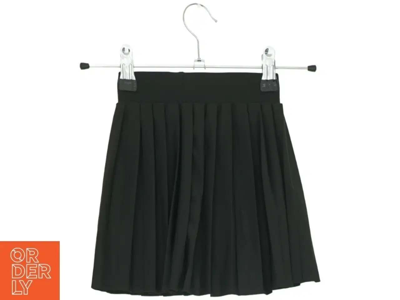 Billede 2 - Nederdel fra Nike (str. 104 cm)