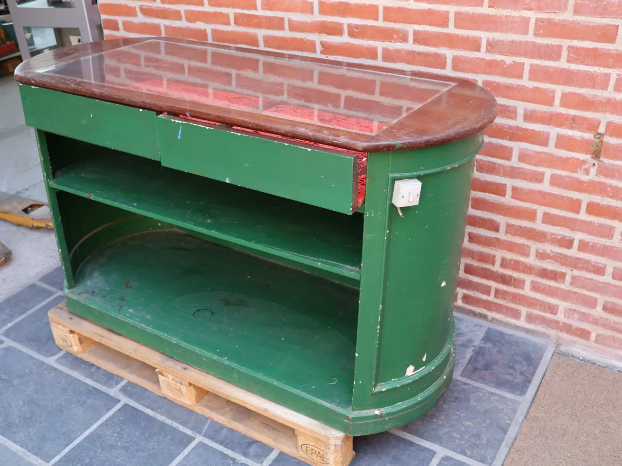 Billede 7 - Gl antik butiksskænk m/glasplade og 2 skuffer