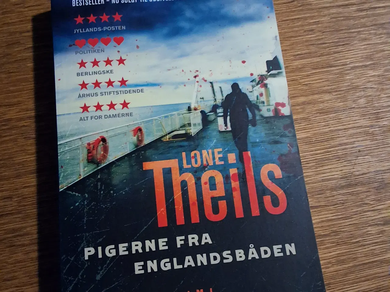 Billede 1 - PIGERNE FRA ENGLANDSBÅDEN, LONE THEILS