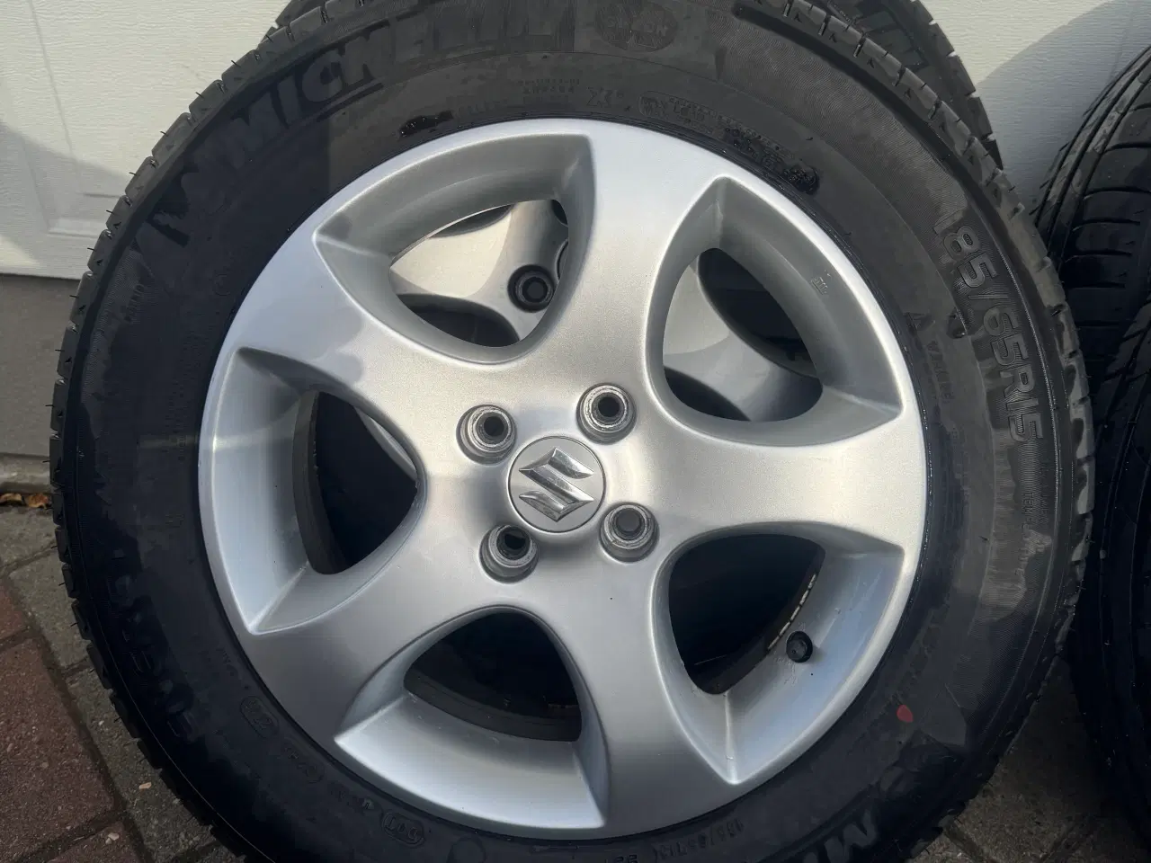 Billede 3 - Suzuki Swift alufælge sælges 