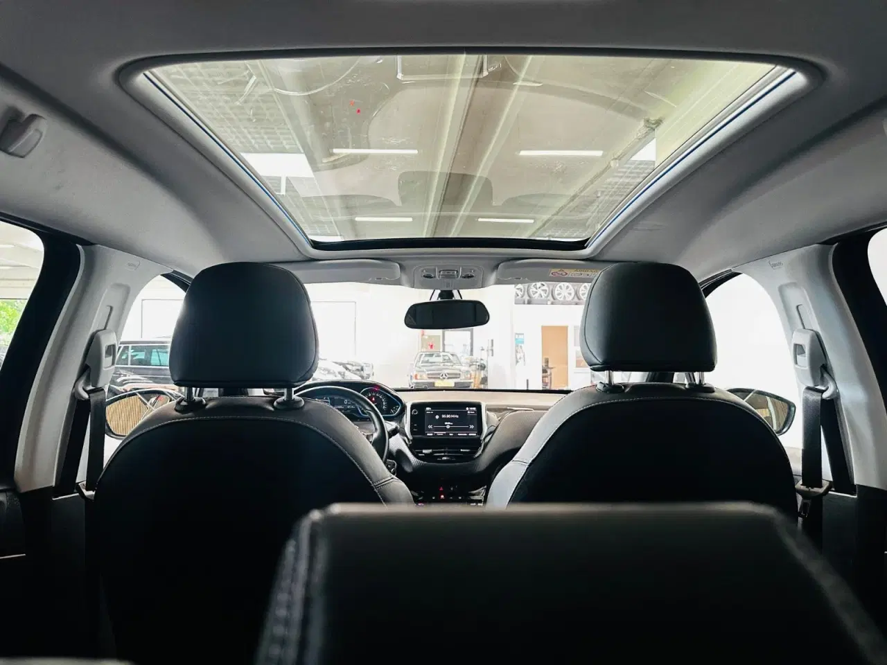 Billede 9 - Peugeot 2008 1,2 PureTech 82 Selection Sky
