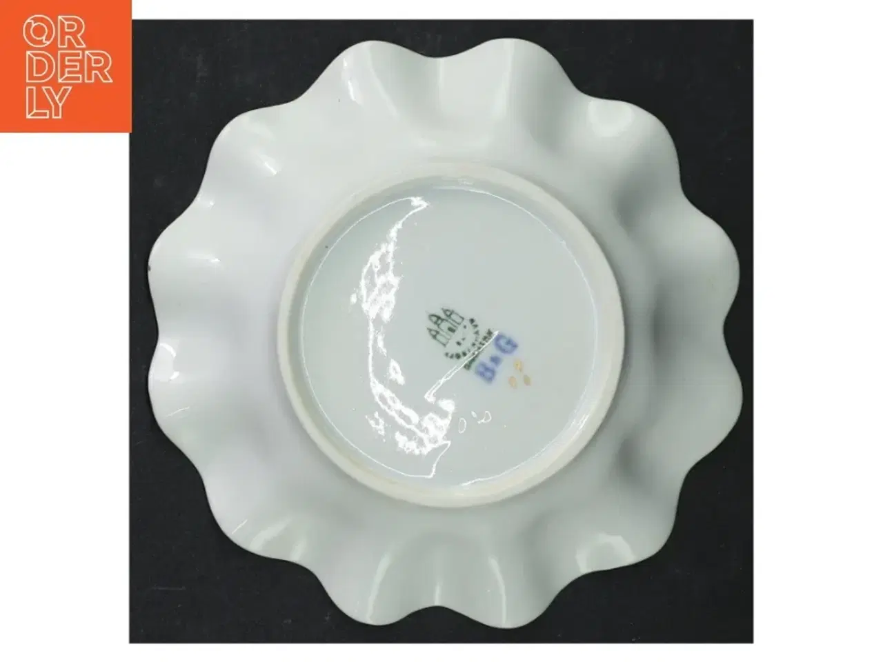 Billede 3 - Porcelænsfad med blomstermønster fra B&G (str. Ø 15)