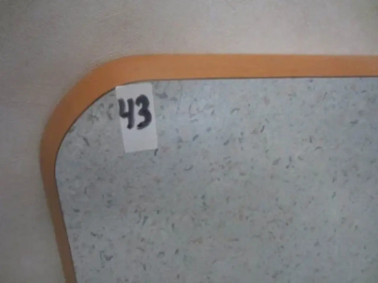 Billede 1 - Bordplade Vedhængt