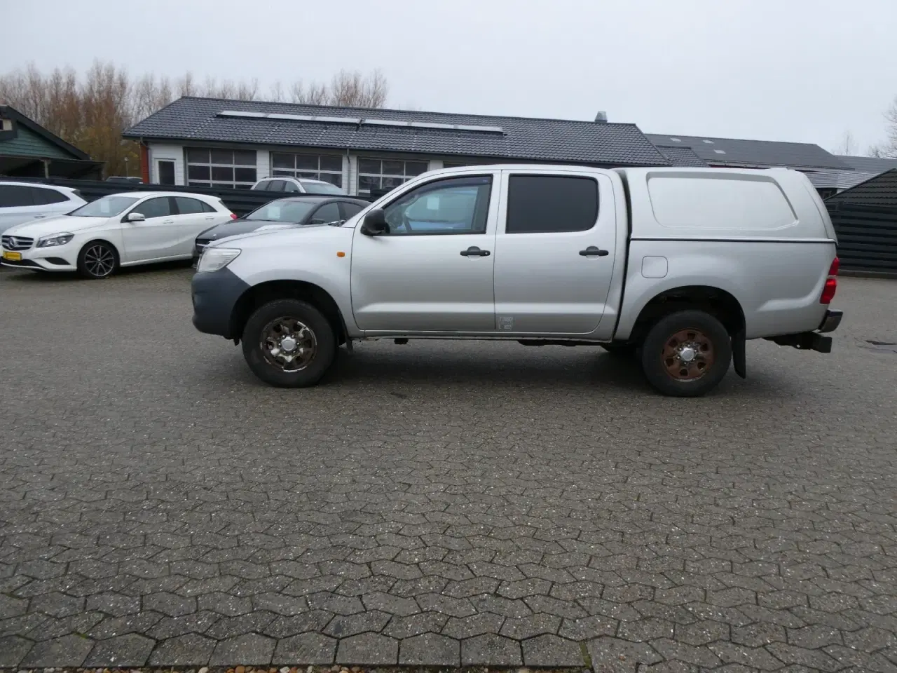 Billede 3 - Toyota HiLux 2,5 D-4D 144 Db.Kab 4x4 T2