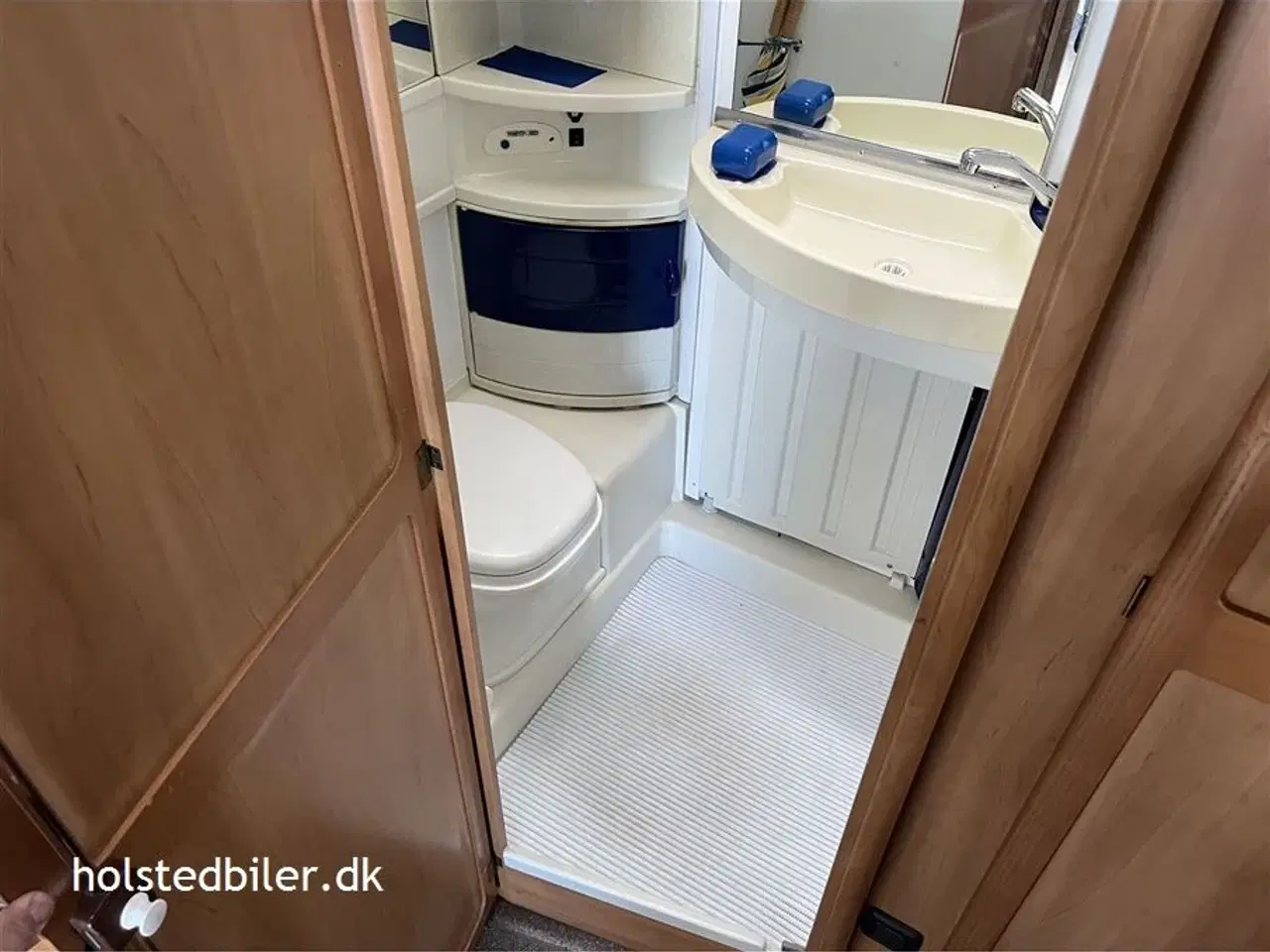 Billede 16 - 2001 - Hymer B Klasse 544   6 seler - engros til cvr nummer