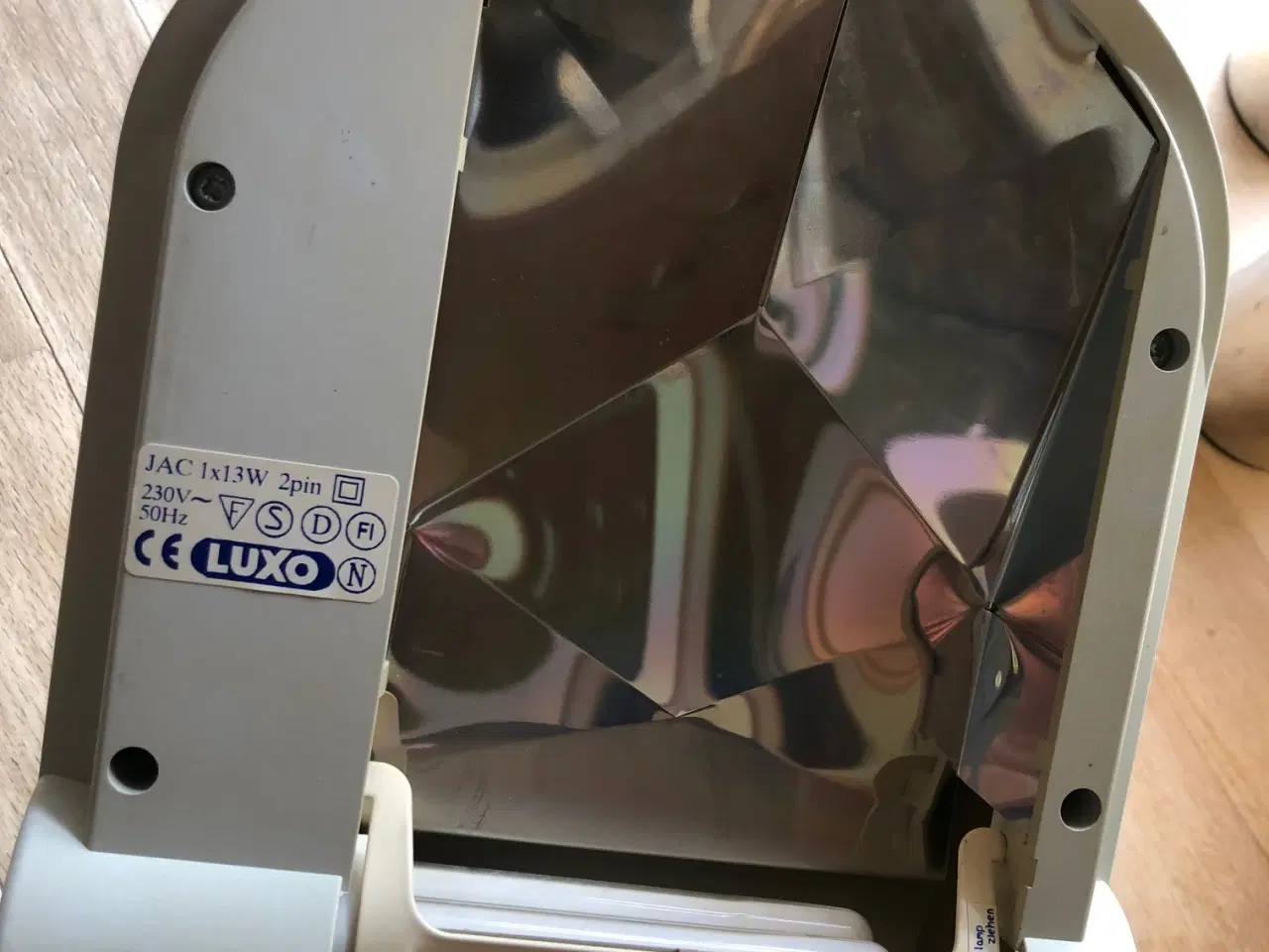 Billede 4 - Bordlampe fra LUXO - JAC 1 x 13W 2pin
