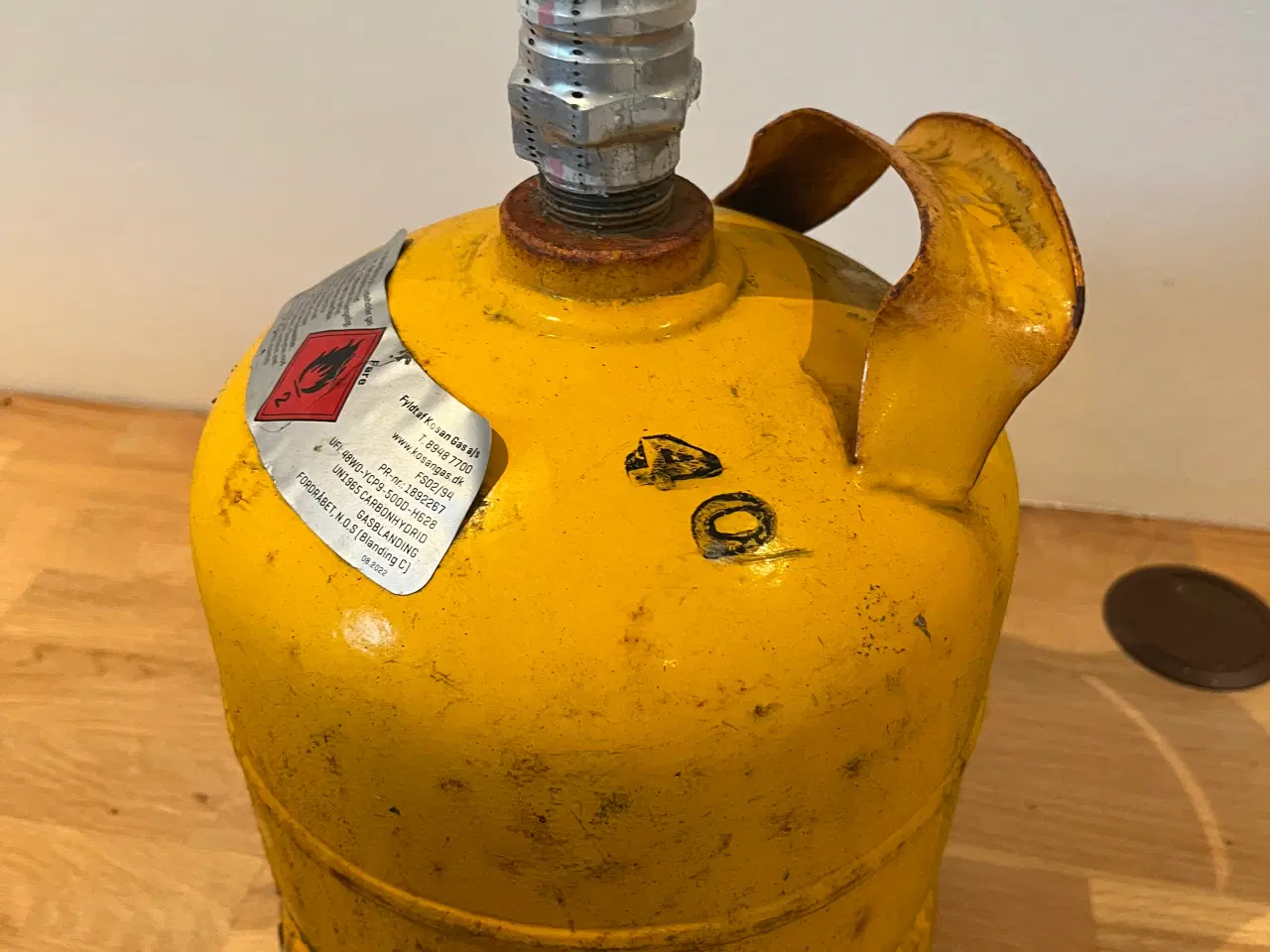 Billede 2 - 2 kg kosan og 3 kg CGI gas 